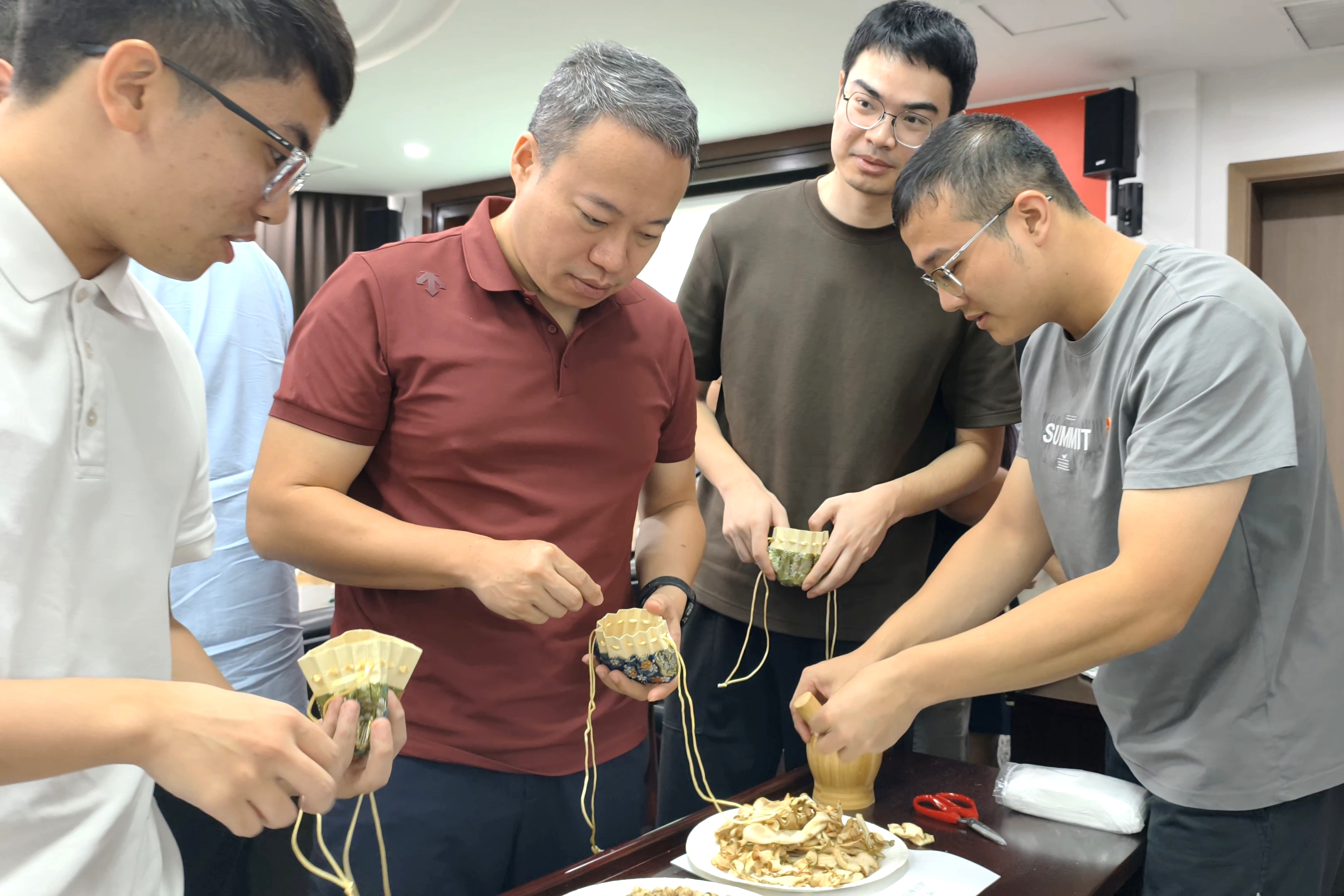 中藥香囊制作體驗(yàn)課2.jpg